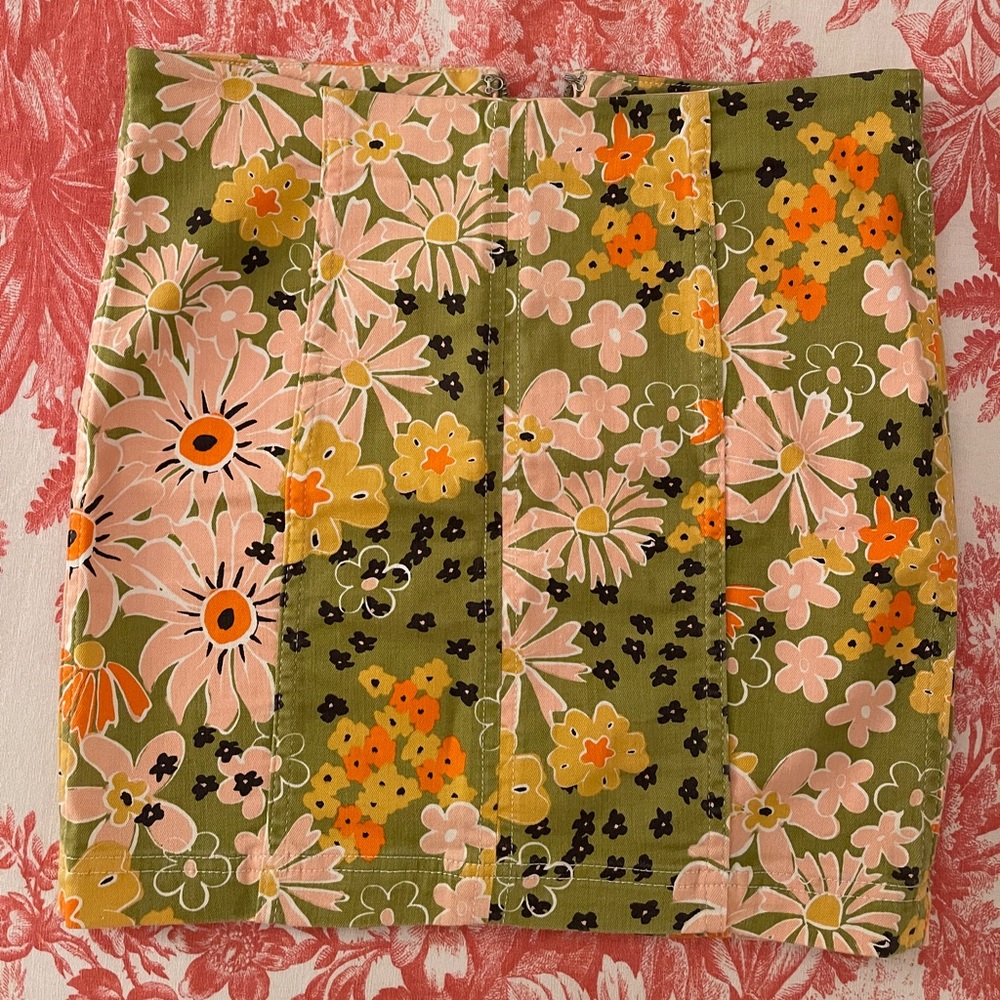 Free People Modern Femme floral mini skirt size 6